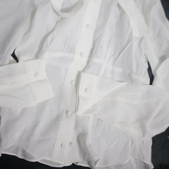 NWT Collared Necktie Ivory Work Blouse. - Picture 7 of 9